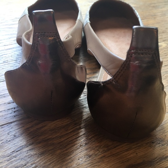 Halogen Women’s Pointy Snake/Gold Flats Size 9.5 M - Picture 8 of 8